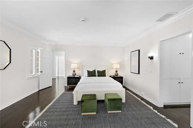 609 N Oakhurst Drive, Beverly Hills CA: https://media.crmls.org/medias/c1e494df-eb3d-4338-8dc6-aa72e6df30bb.jpg