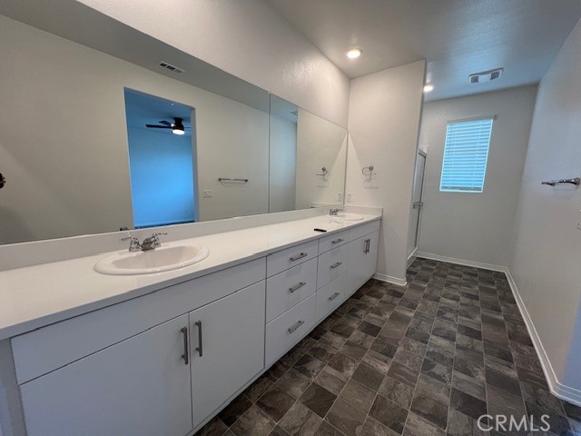 Detail Gallery Image 8 of 23 For 36351 Elizabeth, Wildomar,  CA 92595 - 3 Beds | 2/1 Baths