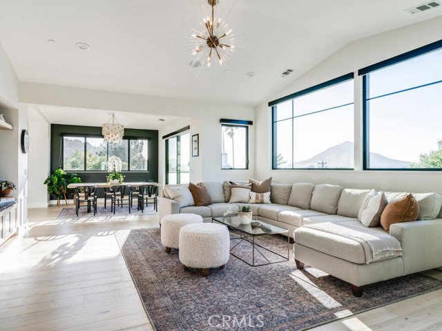 2082 Fixlini Street, San Luis Obispo CA: https://media.crmls.org/medias/c1e4c8ae-46dc-4f10-84d6-d10dbfcd5a8e.jpg