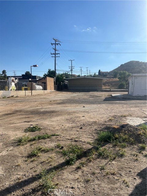 Detail Gallery Image 5 of 8 For 16617 D St, Victorville,  CA 92395 - – Beds | – Baths