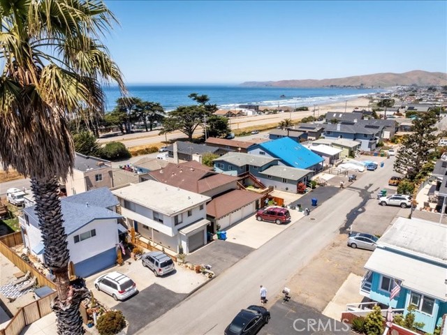 2770 Orville Avenue, Cayucos CA: https://media.crmls.org/medias/c1e54b9e-a553-4ff5-9775-845fd788f26b.jpg