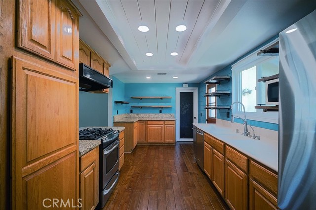 Detail Gallery Image 9 of 34 For 5557 Wentworth Dr, Riverside,  CA 92505 - 4 Beds | 2 Baths