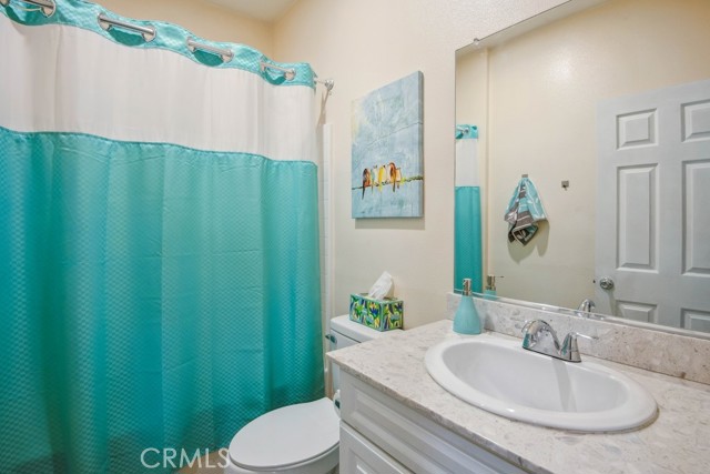 Detail Gallery Image 7 of 18 For 5369 Parkside Way, Fontana,  CA 92336 - 4 Beds | 3 Baths
