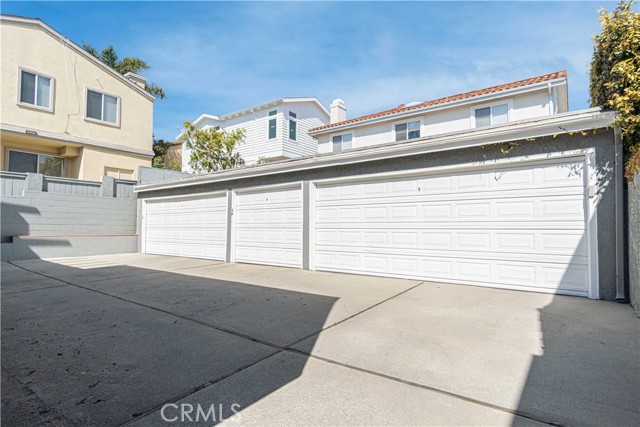 1709 Marshallfield Ln., Redondo Beach, California 90278, 3 Bedrooms Bedrooms, ,1 BathroomBathrooms,Residential,Sold,Marshallfield Ln.,SB22047110