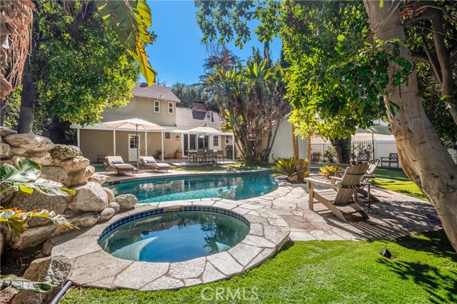 13047 Magnolia Boulevard photo 37