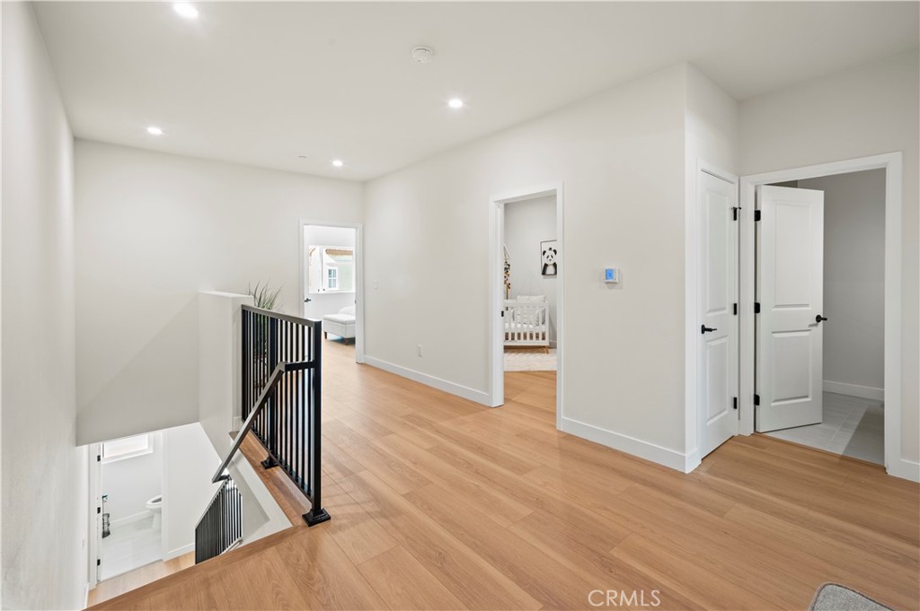 MLS #OC25253896 image #34