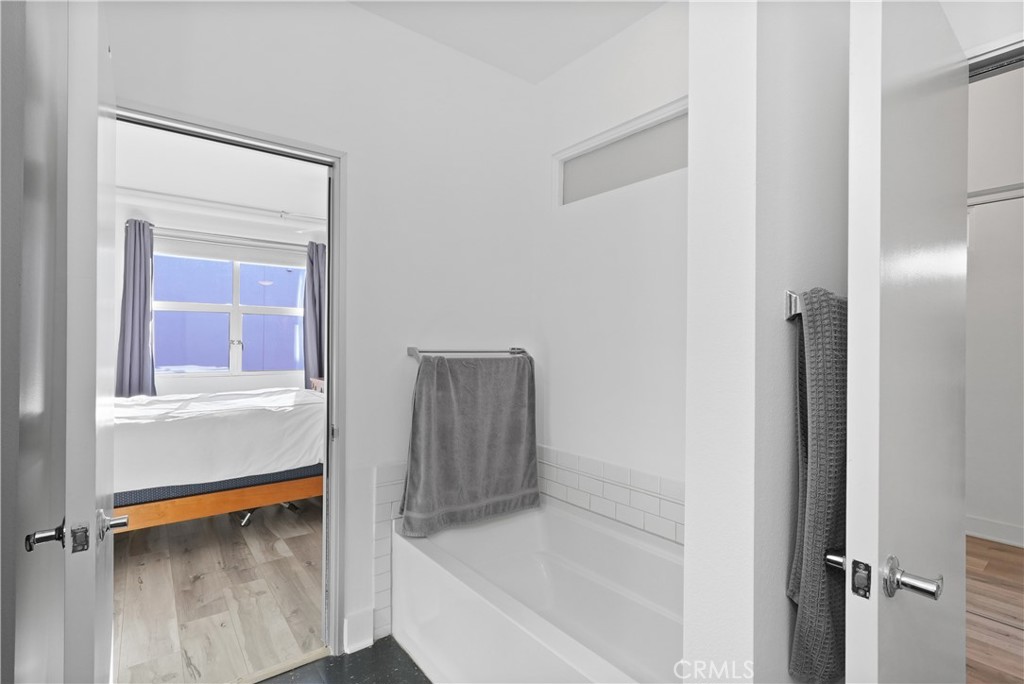 C1e8b172 0e68 4334 9672 41b0f9ede51d