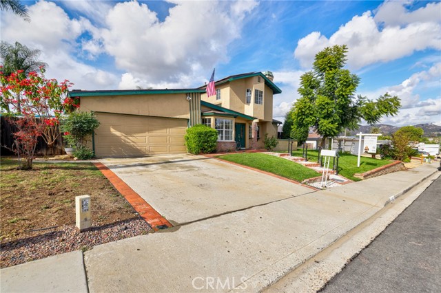 Detail Gallery Image 2 of 33 For 586 Tam O Shanter, San Marcos,  CA 92069 - 5 Beds | 3 Baths