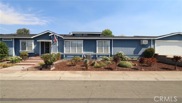 Detail Gallery Image 3 of 71 For 13110 Everglade Bld, Clearlake Oaks,  CA 95423 - 4 Beds | 3/1 Baths