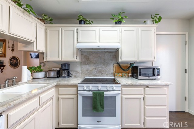 Detail Gallery Image 12 of 28 For 8735 N Cedar Ave #147,  Fresno,  CA 93720 - 3 Beds | 2 Baths