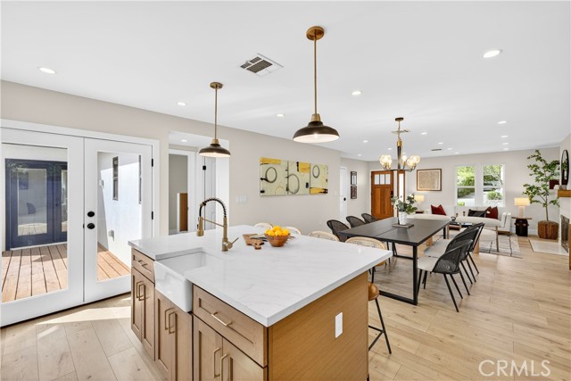 Detail Gallery Image 6 of 60 For 650 Marylind, Claremont,  CA 91711 - 6 Beds | 2/1 Baths