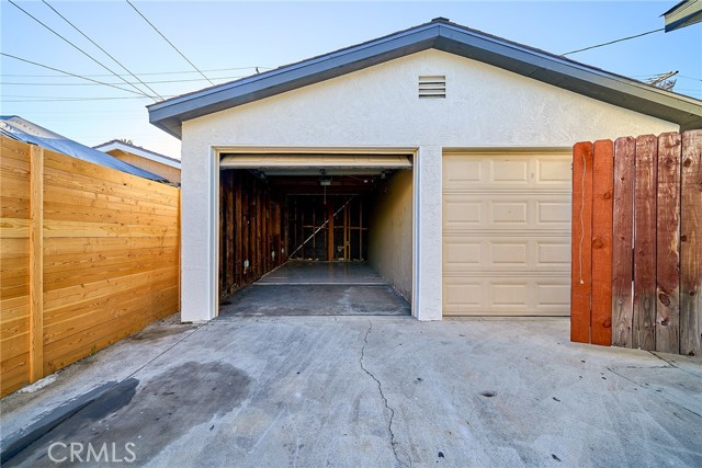 Detail Gallery Image 21 of 29 For 5641 Linden Ave, Long Beach,  CA 90805 - 3 Beds | 2 Baths