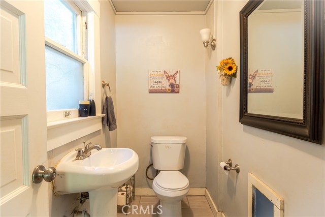 Detail Gallery Image 25 of 48 For 3463 E Kerckhoff, Fresno,  CA 93702 - 4 Beds | 2 Baths