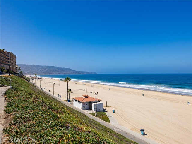 625 Esplanade, Redondo Beach, California 90277, 2 Bedrooms Bedrooms, 0 ,2 BathroomsBathrooms,Residential,For Sale,Esplanade,0,SB26109376