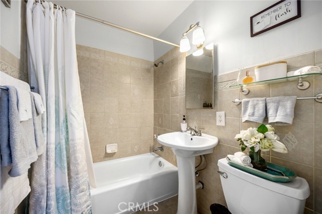 Detail Gallery Image 16 of 34 For 2013 Garner St, Lomita,  CA 90717 - 3 Beds | 1 Baths