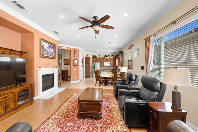 5551 Corte Fiesta, Hemet CA: https://media.crmls.org/medias/c1ec9050-0df5-442f-935d-ceee4c3b866e.jpg