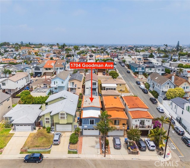 1704 Goodman Avenue, Redondo Beach, California 90278, 3 Bedrooms Bedrooms, ,2 BathroomsBathrooms,Residential,For Sale,Goodman,SB24137199