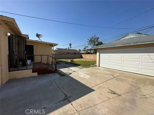 2323 West Cedarwood photo 11