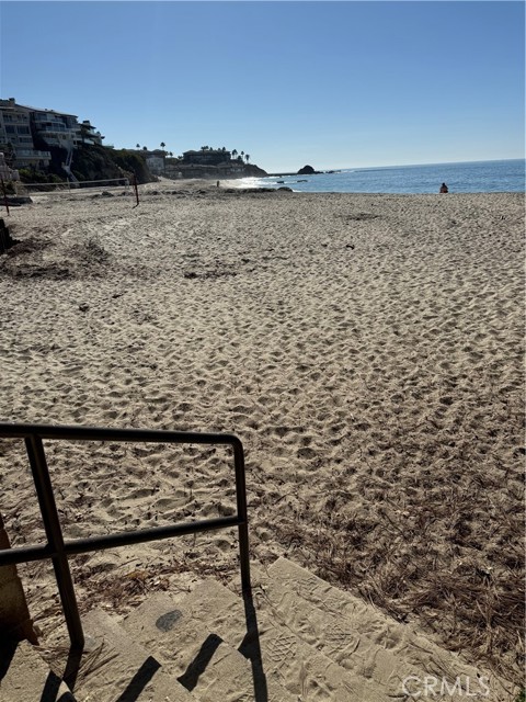 Detail Gallery Image 37 of 38 For 162 Sunset Terrace, Laguna Beach,  CA 92651 - 4 Beds | 2 Baths