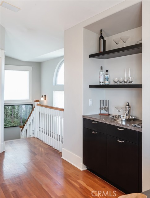 233 5th Street, Manhattan Beach, California 90266, 3 Bedrooms Bedrooms, ,3 BathroomsBathrooms,Residential,Sold,5th,SB22036248