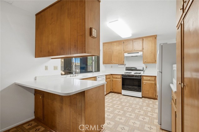 Detail Gallery Image 8 of 27 For 615 Kerilyn Ln, Hemet,  CA 92544 - 2 Beds | 2 Baths