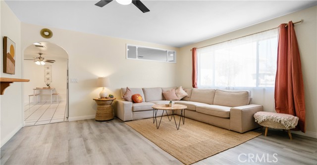 57966 El Dorado Drive, Yucca Valley CA: https://media.crmls.org/medias/c1edf1e4-b51a-447b-ab21-c0c53b8c1952.jpg