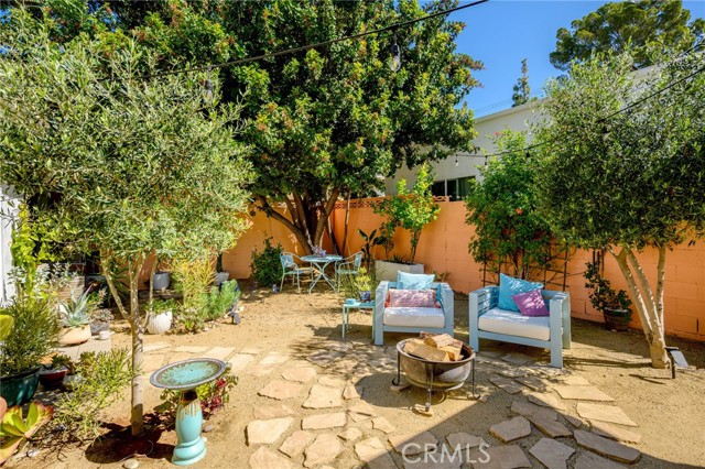 Detail Gallery Image 23 of 35 For 1477 E California Ave, Glendale,  CA 91206 - 2 Beds | 1 Baths