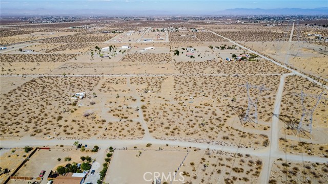 Detail Gallery Image 6 of 39 For 13005 Cortez Rd, Pinon Hills,  CA 92372 - – Beds | – Baths