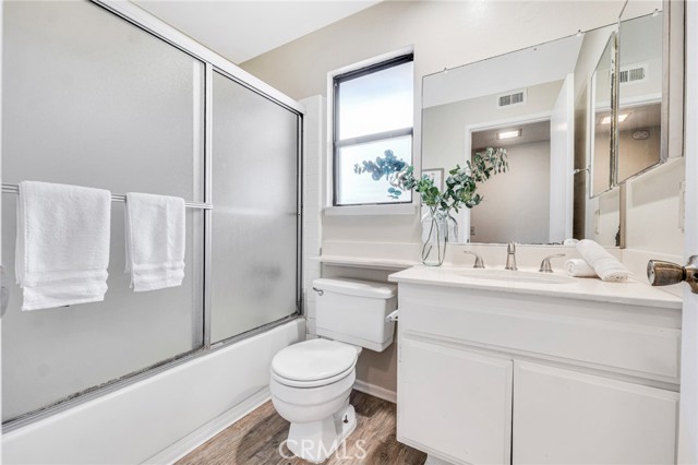 Detail Gallery Image 29 of 46 For 228 via Del Caballo, Oak Park,  CA 91377 - 4 Beds | 2/1 Baths