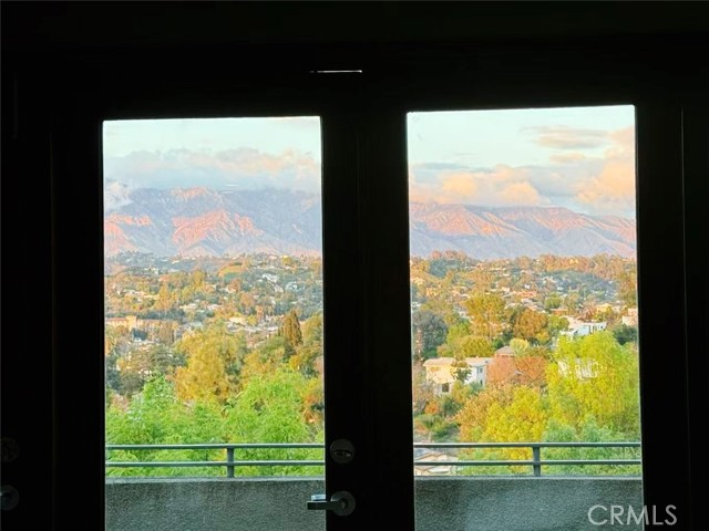 Detail Gallery Image 32 of 32 For 1218 Olancha Dr, Los Angeles,  CA 90065 - 3 Beds | 2/1 Baths