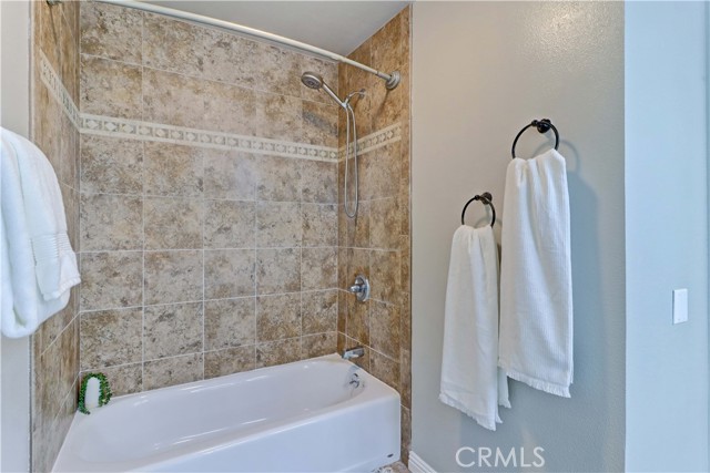 Detail Gallery Image 21 of 44 For 3605 E Anaheim St #102,  Long Beach,  CA 90804 - 2 Beds | 2 Baths