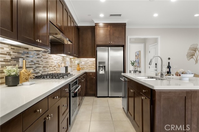 Detail Gallery Image 12 of 39 For 113 Hanging, Irvine,  CA 92620 - 3 Beds | 2/1 Baths