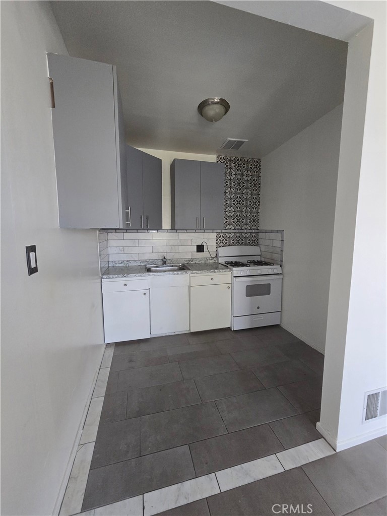 C1f10ec5 5020 4c77 B529 9e67d2c1ac5a