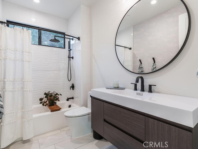 2082 Fixlini Street, San Luis Obispo CA: https://media.crmls.org/medias/c1f1f458-3c81-4a56-a0ed-da6bd102ca83.jpg