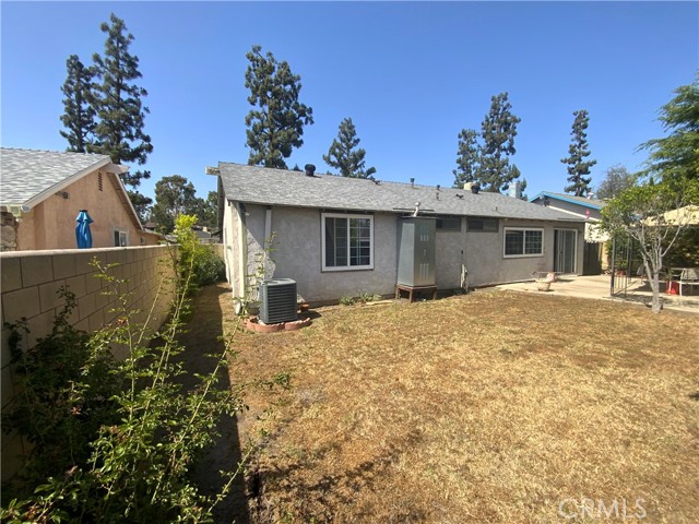 19128 E Elberland Street, West Covina CA: https://media.crmls.org/medias/c1f28bc3-1352-4592-918b-92dbcce2e9e0.jpg