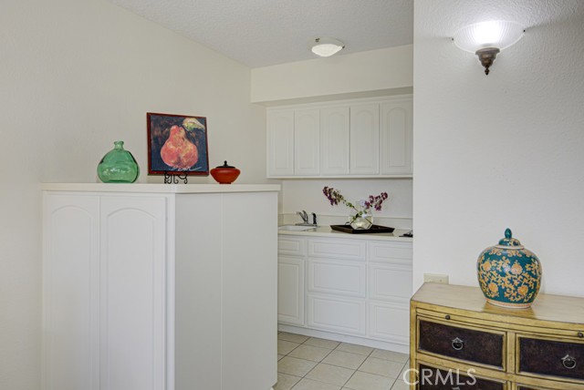 Detail Gallery Image 7 of 20 For 24055 Paseo Del Lago #711,  Laguna Woods,  CA 92637 - 1 Beds | 1/1 Baths