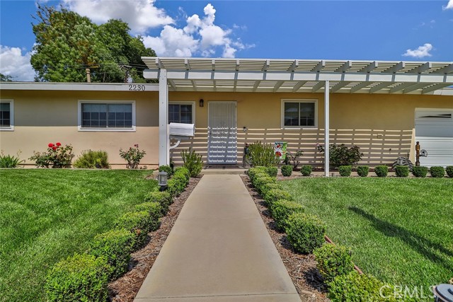 2230 Cordero Avenue, Simi Valley CA: https://media.crmls.org/medias/c1f3ffb3-b032-4df4-a4de-ce4eec726ac4.jpg