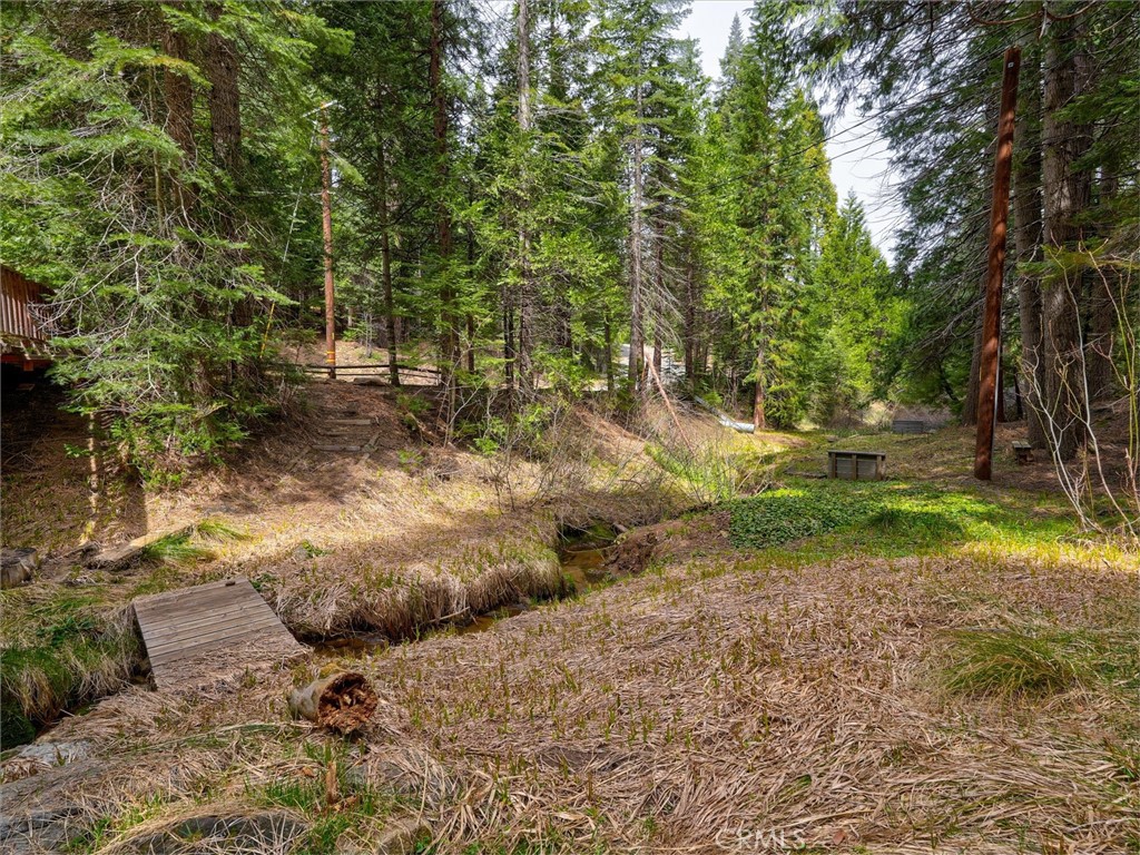 https://media.crmls.org/medias/c1f5405f-deb1-4507-809b-6b975e1918fc.jpg?preset=X-Large