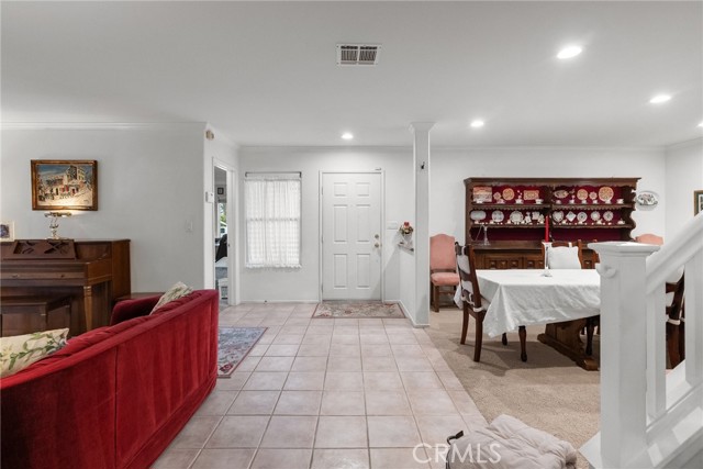 Detail Gallery Image 5 of 54 For 30027 Penrose Ln, Castaic,  CA 91384 - 4 Beds | 2/1 Baths