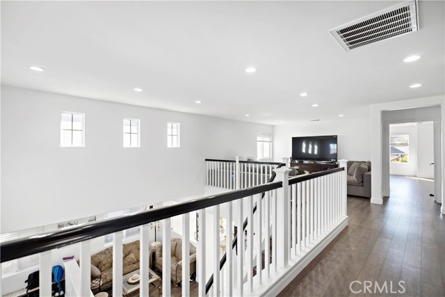 Detail Gallery Image 9 of 45 For 7691 Nut Grove, Corona,  CA 92880 - 5 Beds | 3/1 Baths