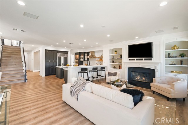 Detail Gallery Image 18 of 64 For 20112 via Cellini, Porter Ranch,  CA 91311 - 4 Beds | 4/1 Baths