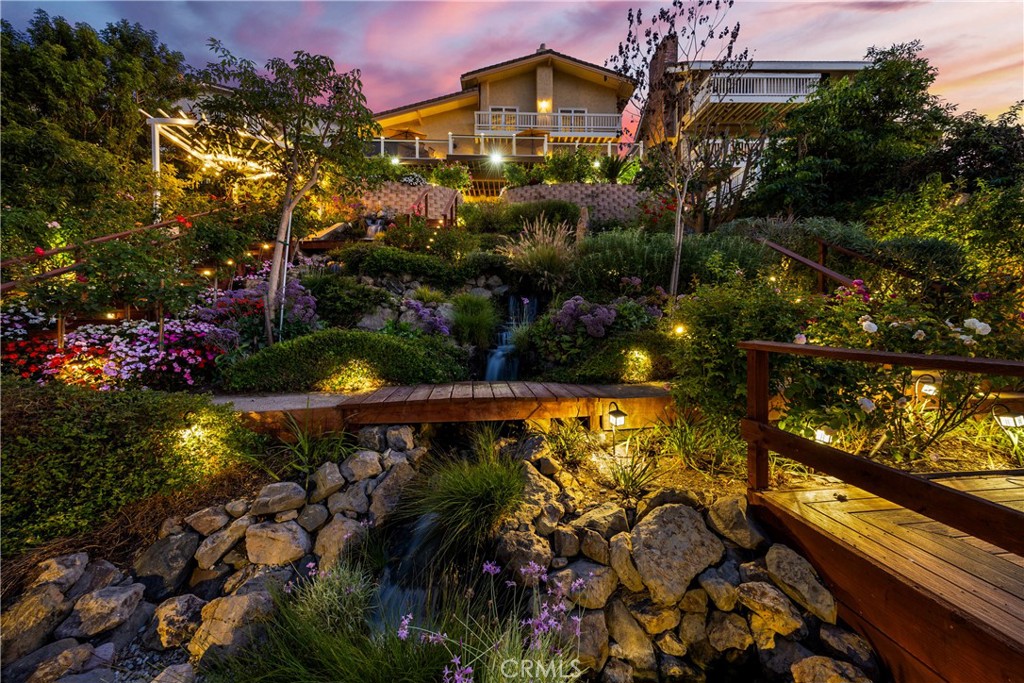 C1f6a68b B9d7 44f4 Bf82 96feda95ea56