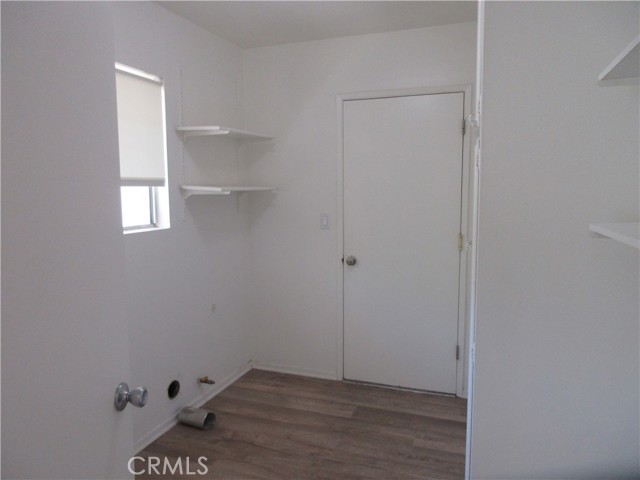 24300 Hatteras Street photo 9
