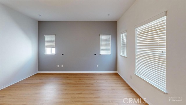Detail Gallery Image 25 of 41 For 4322 Waterside Ln, Oxnard,  CA 93035 - 4 Beds | 2/1 Baths