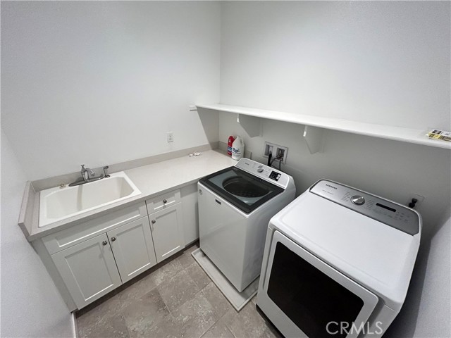 Detail Gallery Image 18 of 25 For 945 Vivid Ln, Costa Mesa,  CA 92626 - 4 Beds | 3 Baths