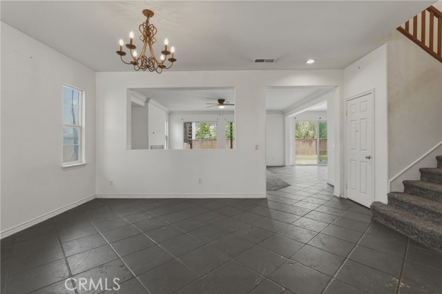 Detail Gallery Image 4 of 46 For 28366 Northmoore Pl, Menifee,  CA 92584 - 5 Beds | 3 Baths