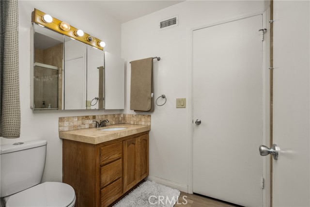 Detail Gallery Image 31 of 41 For 1011 E Chestnut, Orange,  CA 92867 - 5 Beds | 3 Baths