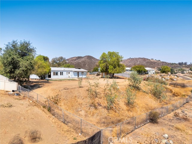 33310 Homestead Lane, Wildomar CA: https://media.crmls.org/medias/c1f916a1-72c6-44f7-a4ab-1cdd4883396d.jpg