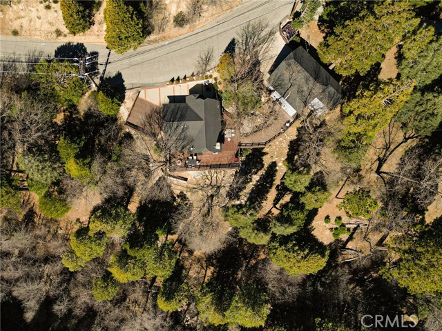 Detail Gallery Image 42 of 45 For 915 Trinity, Lake Arrowhead,  CA 92352 - 5 Beds | 3/1 Baths