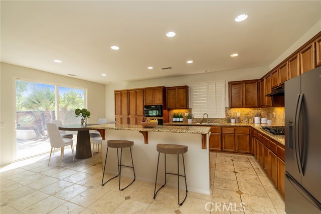Detail Gallery Image 6 of 28 For 27929 Auburn Ln, Moreno Valley,  CA 92555 - 4 Beds | 2/1 Baths